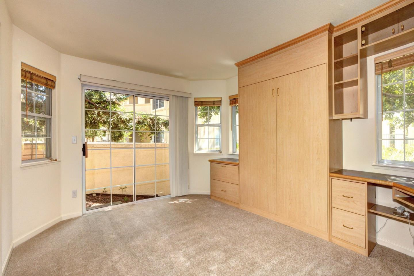Detail Gallery Image 12 of 14 For 4173 El Camino Real, #49, Palo Alto,  CA 94306 - 3 Beds | 3/1 Baths