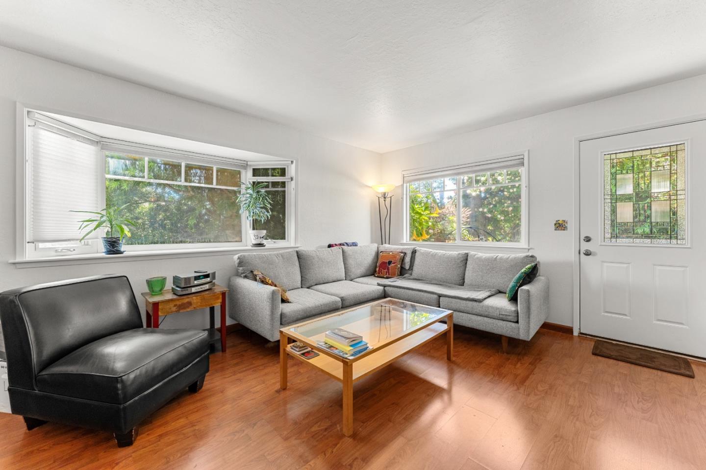 Detail Gallery Image 17 of 37 For 330 Trescony St, Santa Cruz,  CA 95060 - – Beds | – Baths