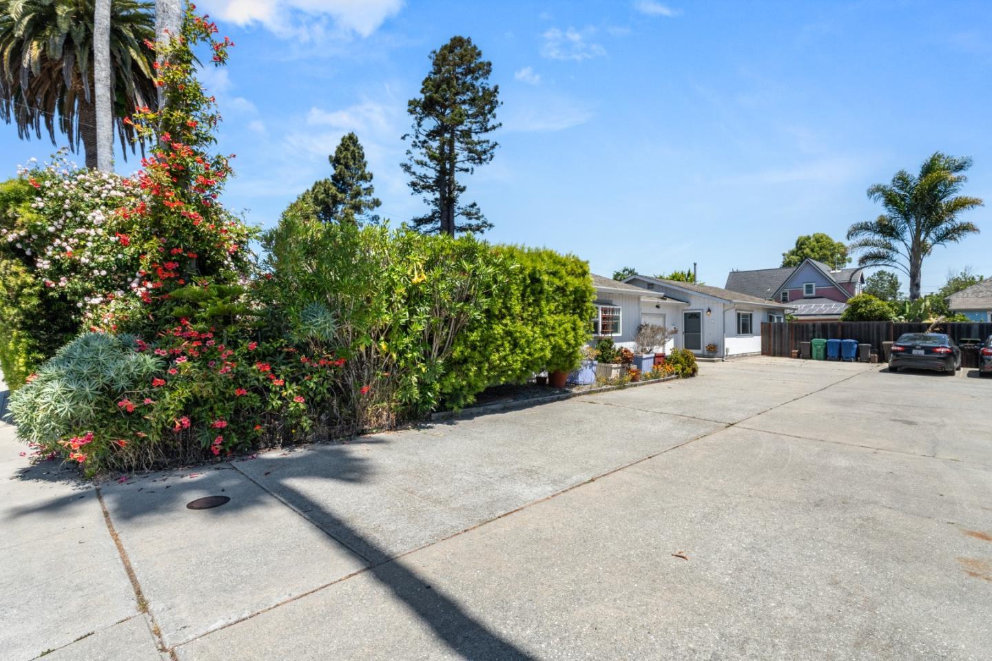 Detail Gallery Image 29 of 37 For 330 Trescony St, Santa Cruz,  CA 95060 - – Beds | – Baths