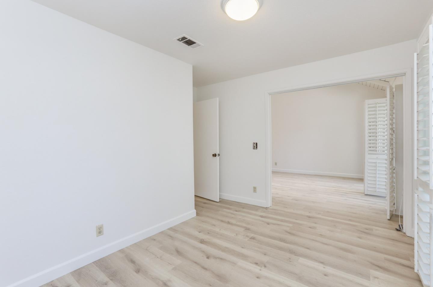 Detail Gallery Image 17 of 30 For 6066 Montgomery Bnd, San Jose,  CA 95135 - 2 Beds | 1 Baths