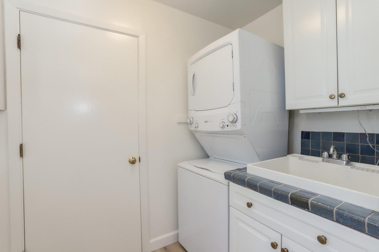 Detail Gallery Image 27 of 30 For 6066 Montgomery Bnd, San Jose,  CA 95135 - 2 Beds | 1 Baths