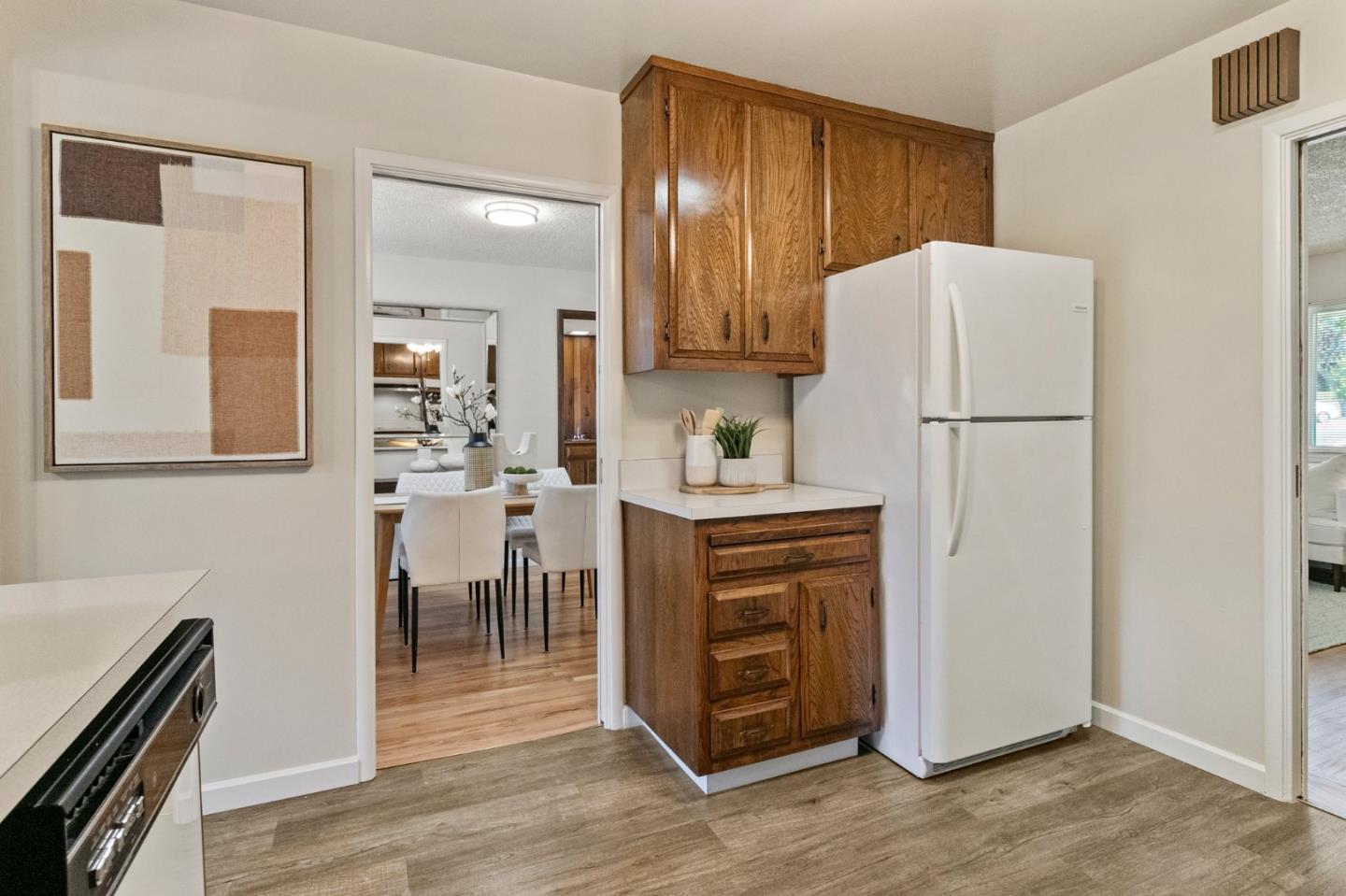 Detail Gallery Image 19 of 61 For 1118 Alameda De Las Pulgas, Redwood City,  CA 94061 - 3 Beds | 2/1 Baths