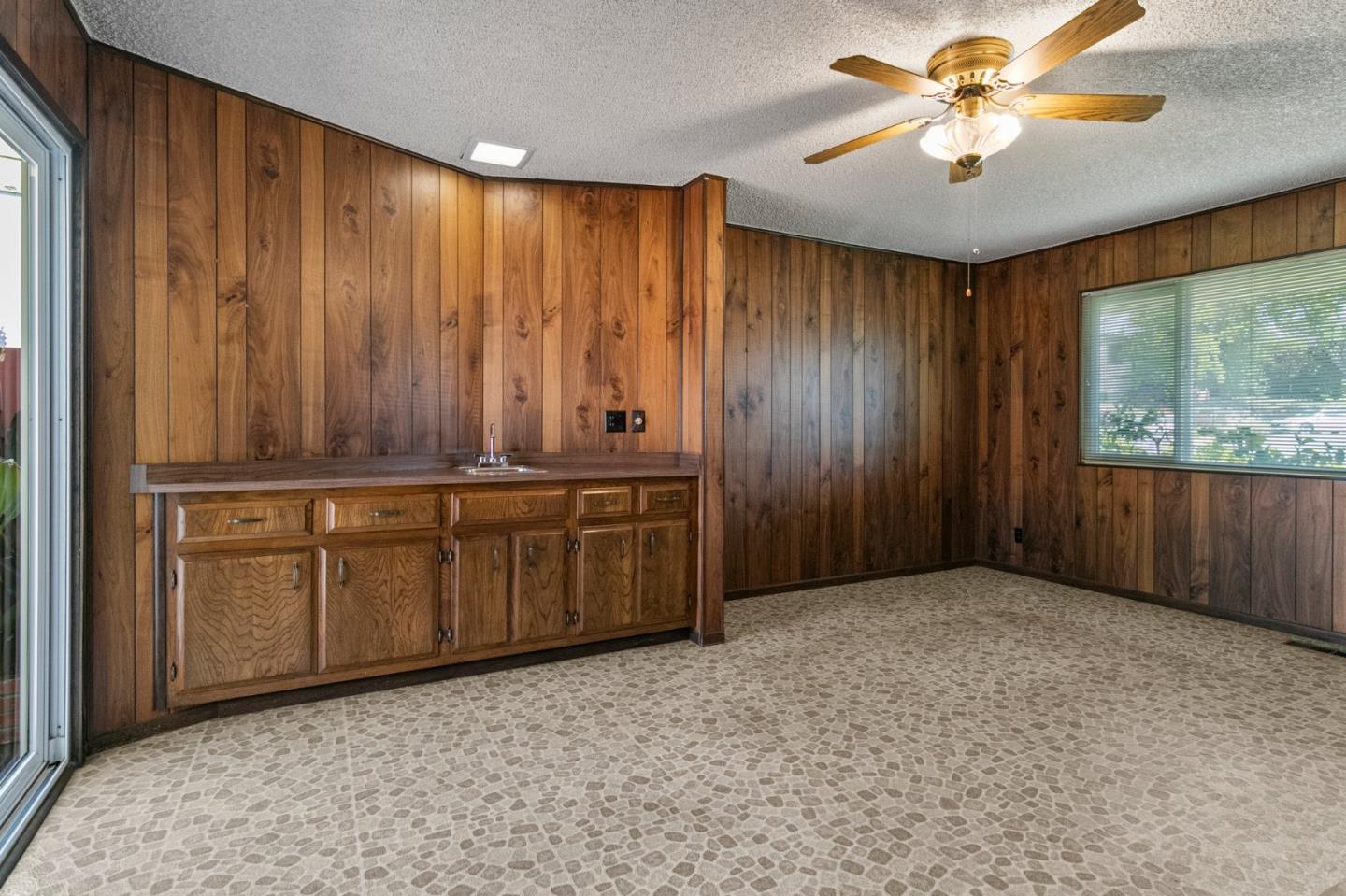 Detail Gallery Image 27 of 61 For 1118 Alameda De Las Pulgas, Redwood City,  CA 94061 - 3 Beds | 2/1 Baths