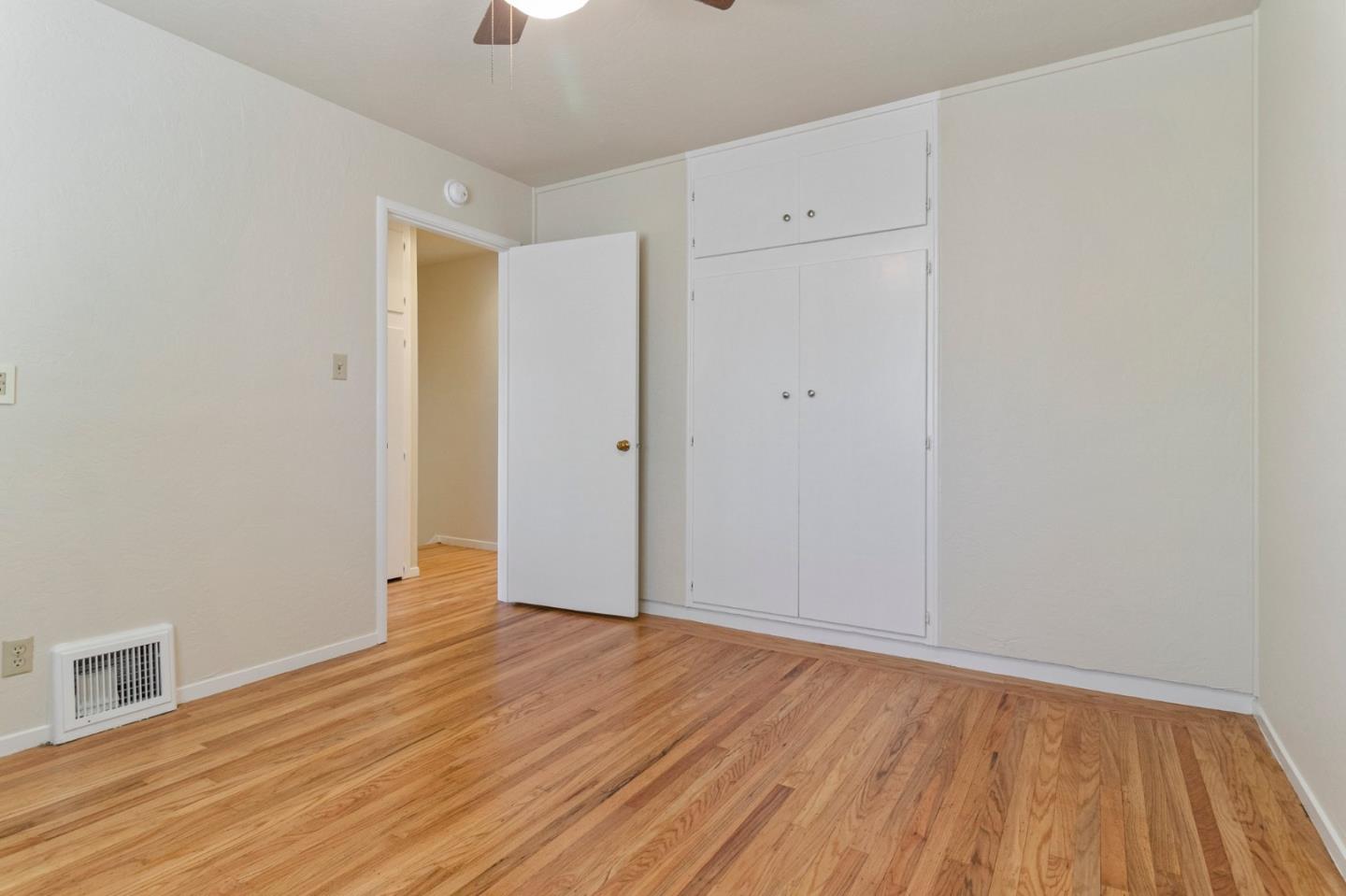 Detail Gallery Image 35 of 61 For 1118 Alameda De Las Pulgas, Redwood City,  CA 94061 - 3 Beds | 2/1 Baths