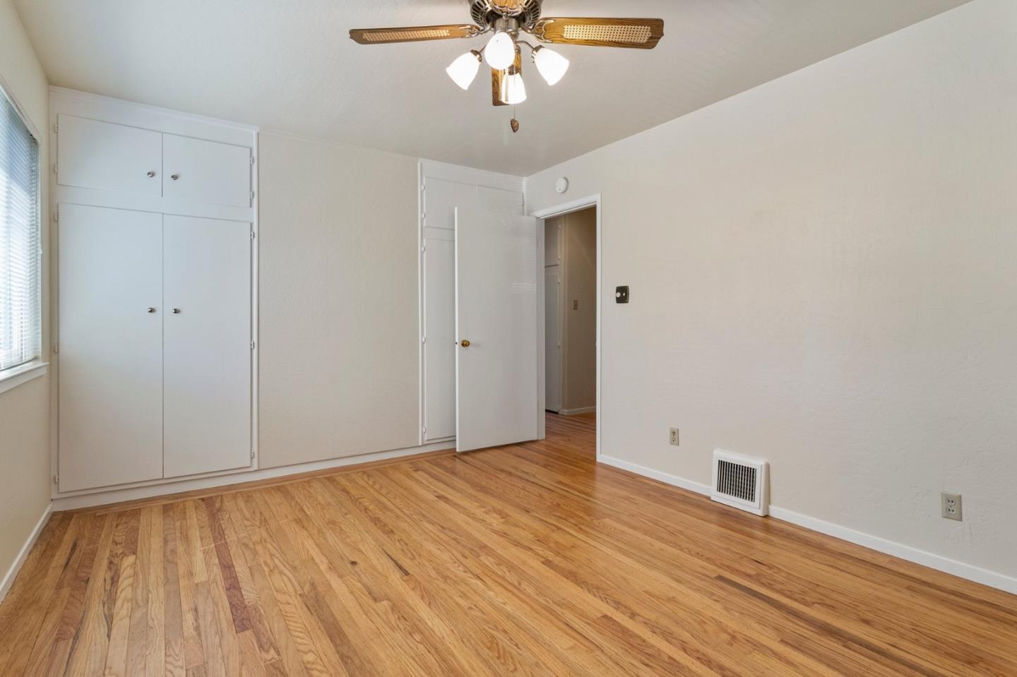 Detail Gallery Image 37 of 61 For 1118 Alameda De Las Pulgas, Redwood City,  CA 94061 - 3 Beds | 2/1 Baths