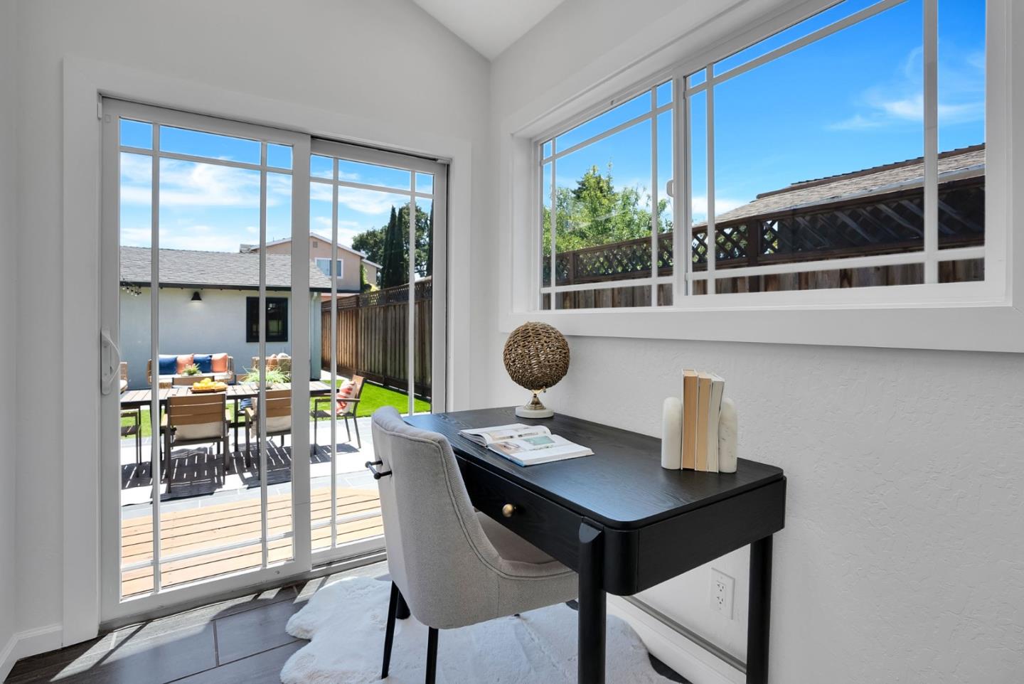 Detail Gallery Image 15 of 30 For 1349 Jefferson Ave, Redwood City,  CA 94062 - 2 Beds | 2 Baths