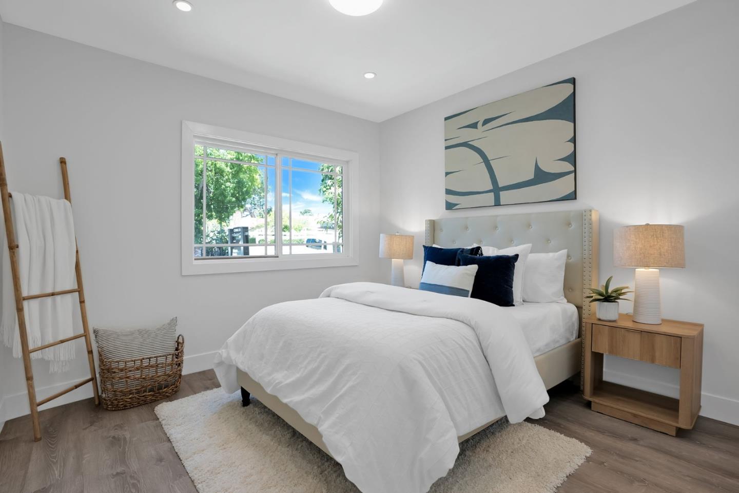 Detail Gallery Image 16 of 30 For 1349 Jefferson Ave, Redwood City,  CA 94062 - 2 Beds | 2 Baths