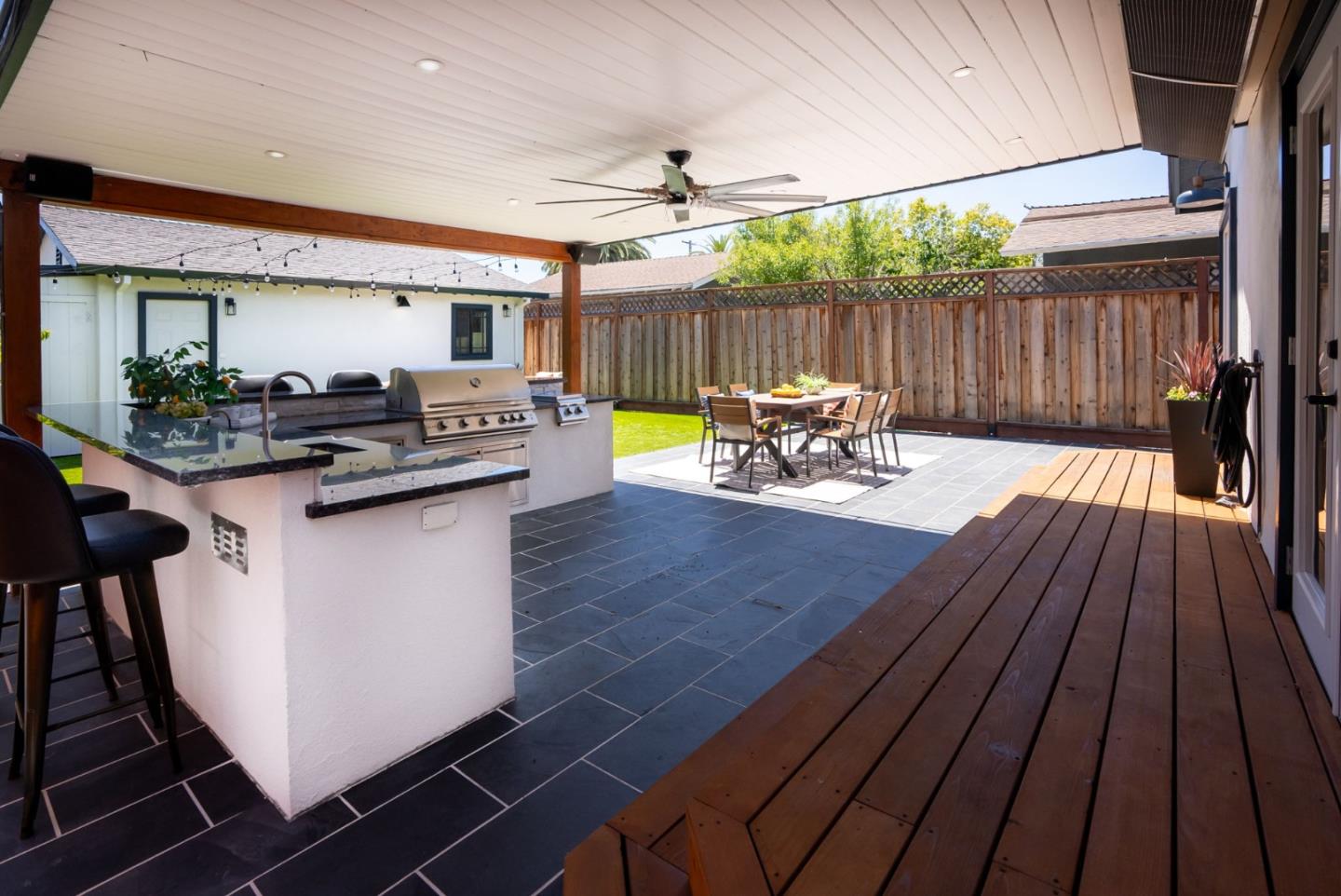 Detail Gallery Image 28 of 30 For 1349 Jefferson Ave, Redwood City,  CA 94062 - 2 Beds | 2 Baths