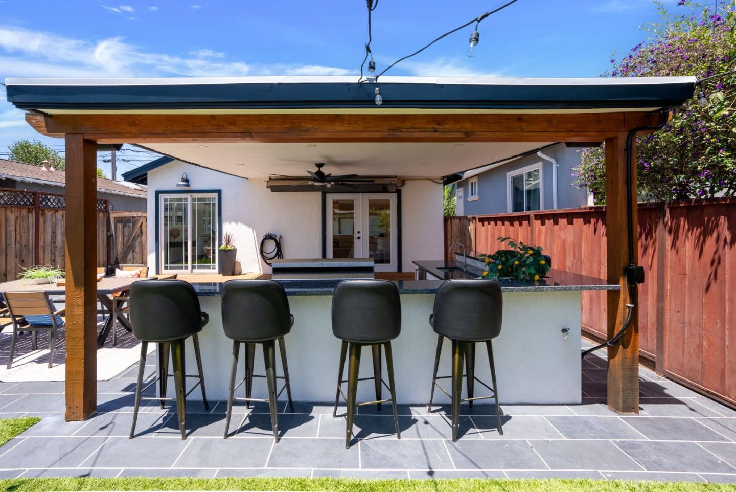 Detail Gallery Image 29 of 30 For 1349 Jefferson Ave, Redwood City,  CA 94062 - 2 Beds | 2 Baths