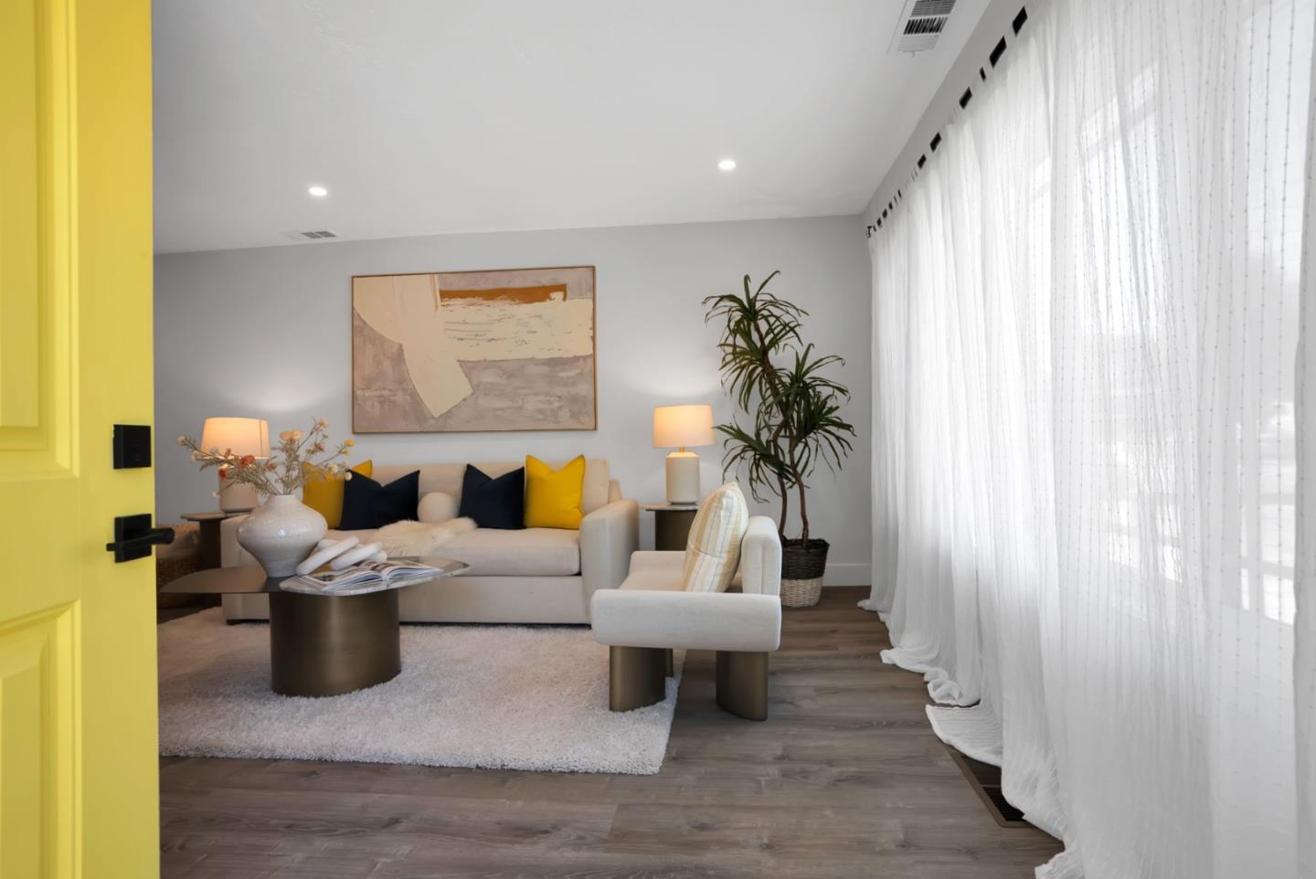 Detail Gallery Image 3 of 30 For 1349 Jefferson Ave, Redwood City,  CA 94062 - 2 Beds | 2 Baths
