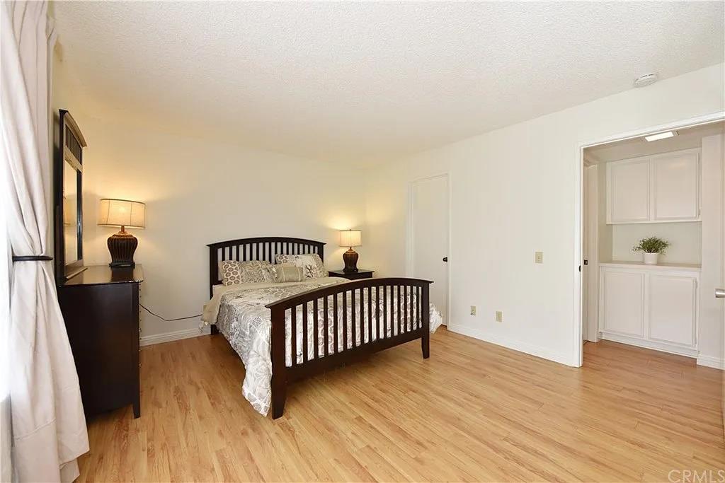 Detail Gallery Image 12 of 14 For 93 Oxford, Irvine,  CA 92612 - 1 Beds | 1 Baths
