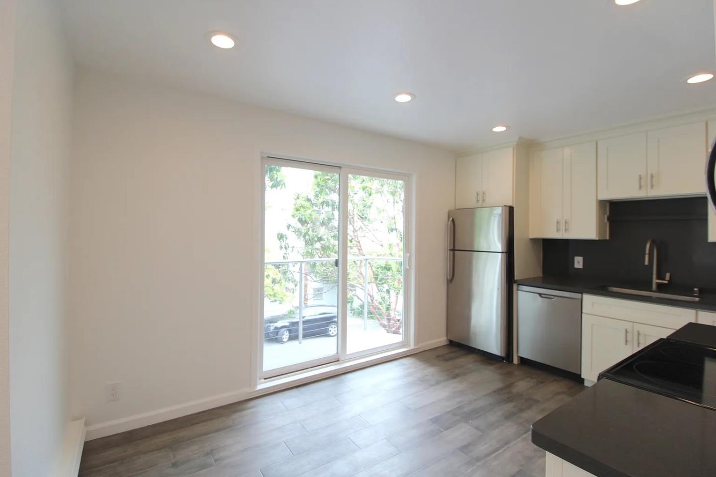 Detail Gallery Image 2 of 11 For 1501 Church St, San Francisco,  CA 94131 - 1 Beds | 1 Baths