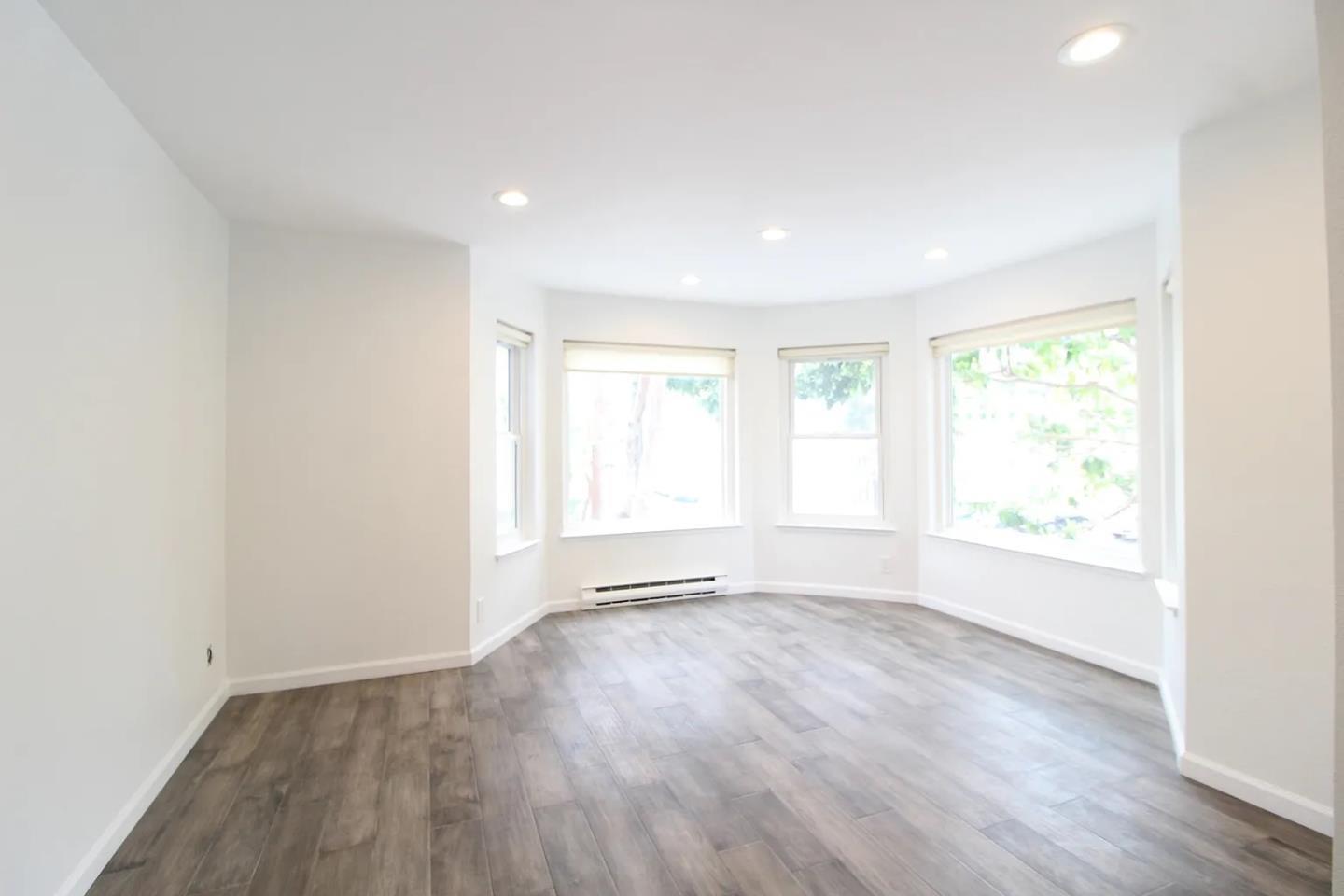 Detail Gallery Image 5 of 11 For 1501 Church St, San Francisco,  CA 94131 - 1 Beds | 1 Baths