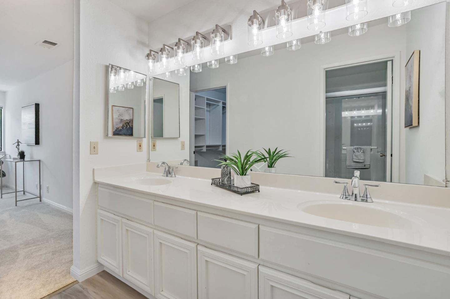 Detail Gallery Image 17 of 31 For 3830 Panda Ln, San Jose,  CA 95117 - 3 Beds | 2 Baths