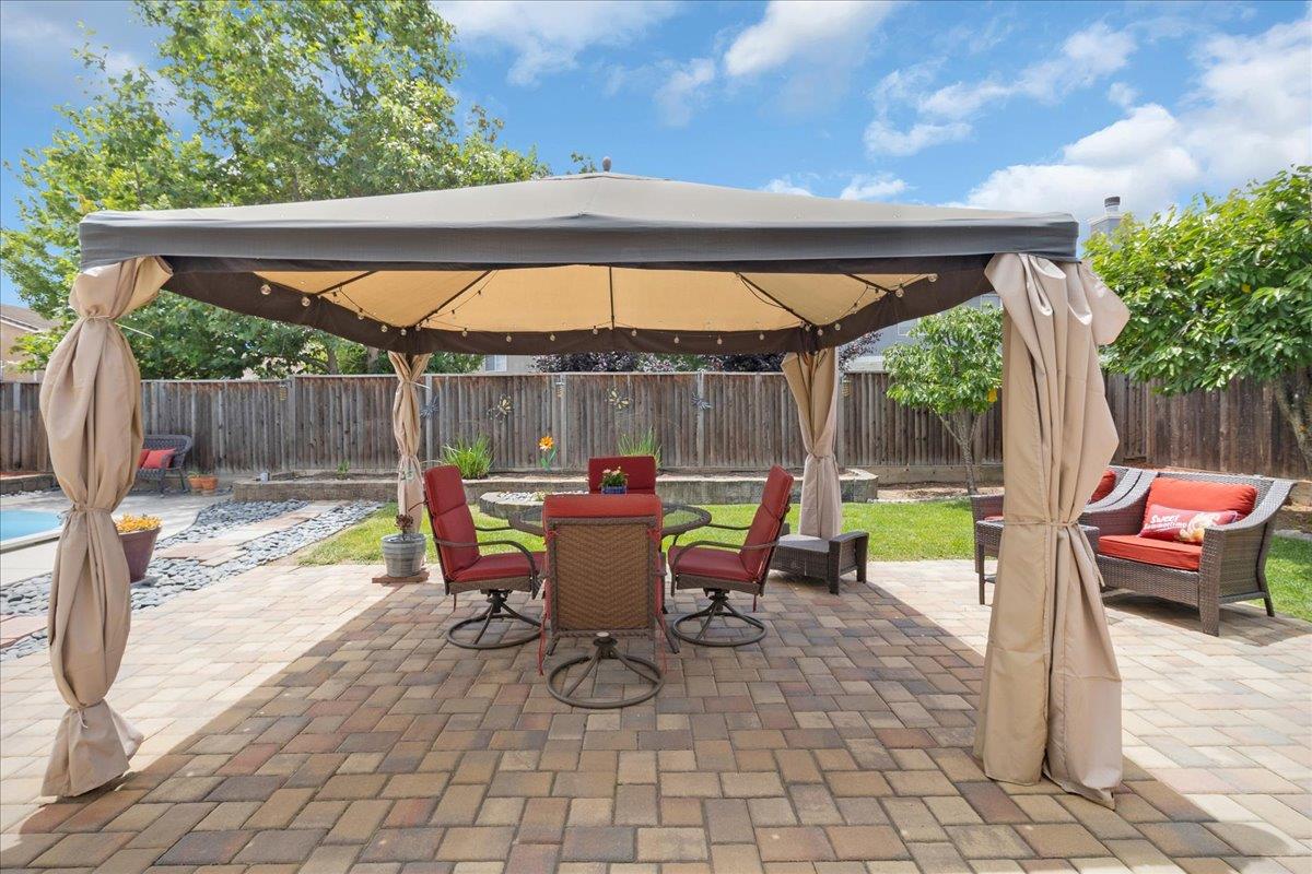 Detail Gallery Image 37 of 49 For 1751 Brighton Dr, Hollister,  CA 95023 - 4 Beds | 2/1 Baths
