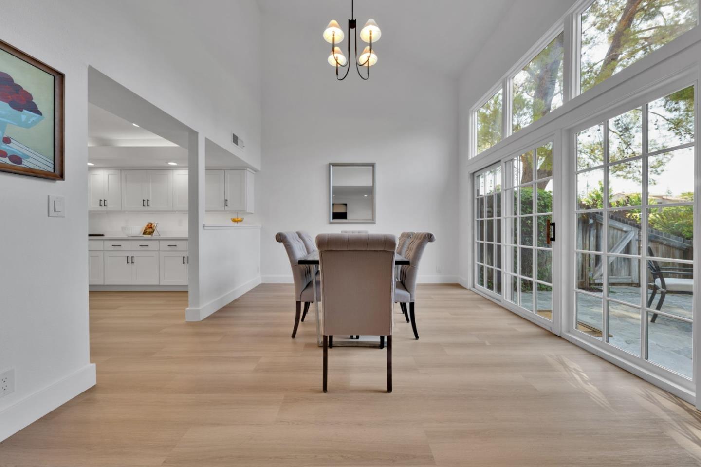 Detail Gallery Image 12 of 83 For 135 Calle Larga, Los Gatos,  CA 95032 - 3 Beds | 3 Baths
