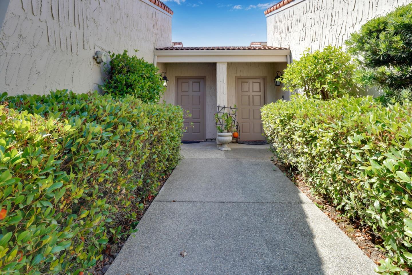 Detail Gallery Image 3 of 83 For 135 Calle Larga, Los Gatos,  CA 95032 - 3 Beds | 3 Baths