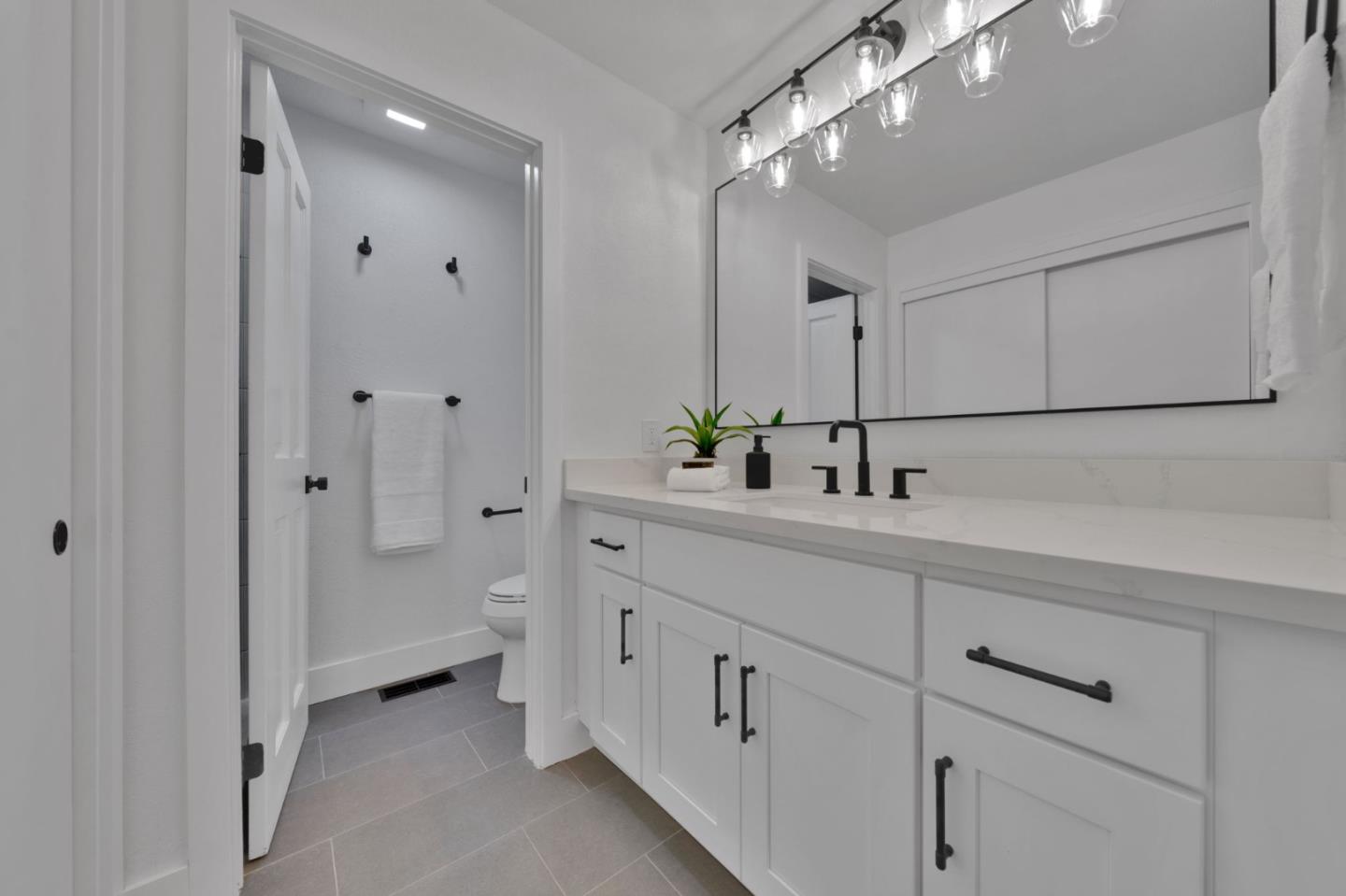 Detail Gallery Image 42 of 83 For 135 Calle Larga, Los Gatos,  CA 95032 - 3 Beds | 3 Baths