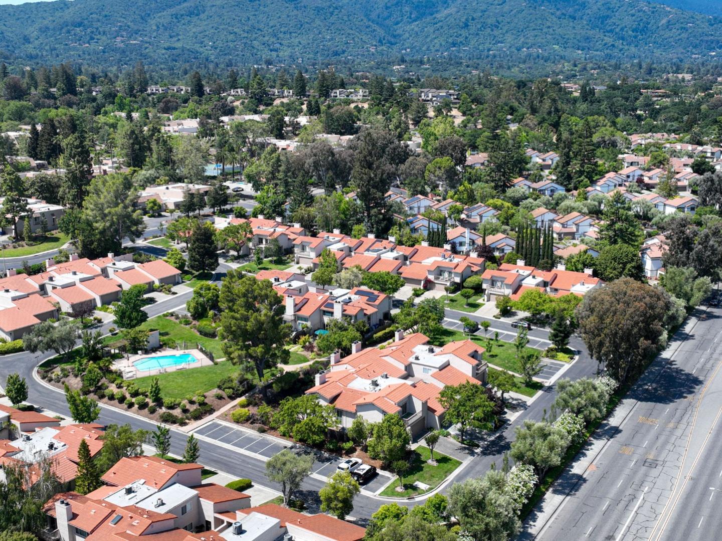 Detail Gallery Image 78 of 83 For 135 Calle Larga, Los Gatos,  CA 95032 - 3 Beds | 3 Baths