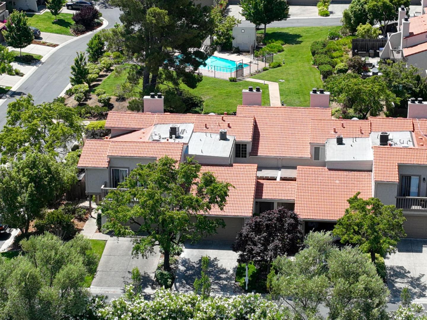 Detail Gallery Image 80 of 83 For 135 Calle Larga, Los Gatos,  CA 95032 - 3 Beds | 3 Baths