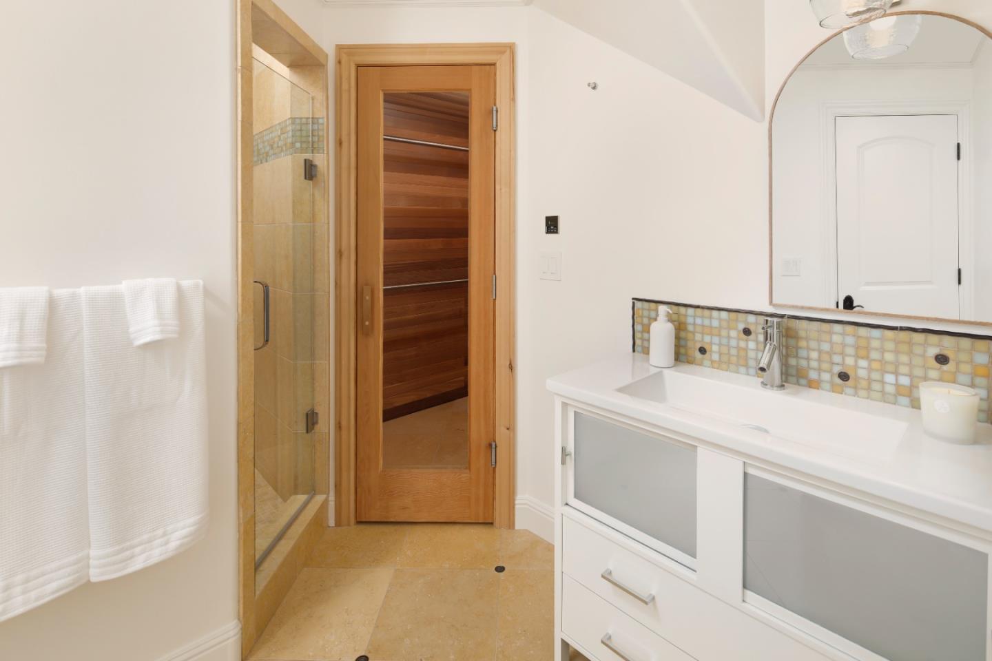 Detail Gallery Image 16 of 17 For 23 Almendral Ave, Atherton,  CA 94027 - 4 Beds | 3/1 Baths