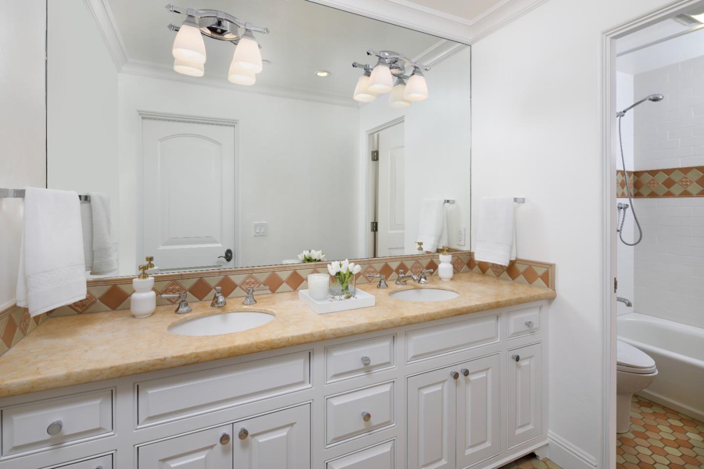 Detail Gallery Image 9 of 17 For 23 Almendral Ave, Atherton,  CA 94027 - 4 Beds | 3/1 Baths