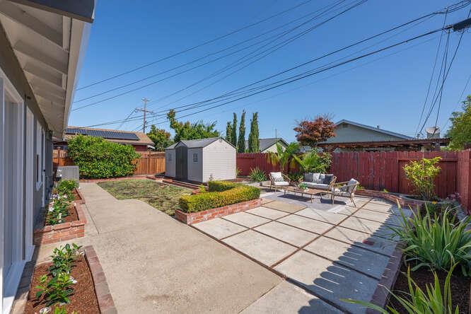 Detail Gallery Image 12 of 16 For 308 Hiller St, Belmont,  CA 94002 - 3 Beds | 1 Baths