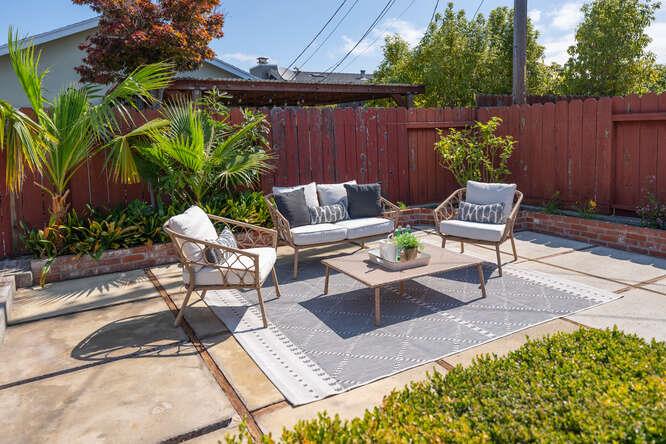 Detail Gallery Image 15 of 16 For 308 Hiller St, Belmont,  CA 94002 - 3 Beds | 1 Baths