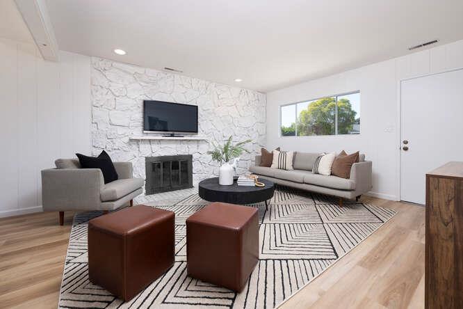 Detail Gallery Image 3 of 16 For 308 Hiller St, Belmont,  CA 94002 - 3 Beds | 1 Baths