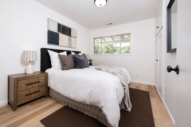 Detail Gallery Image 9 of 16 For 308 Hiller St, Belmont,  CA 94002 - 3 Beds | 1 Baths