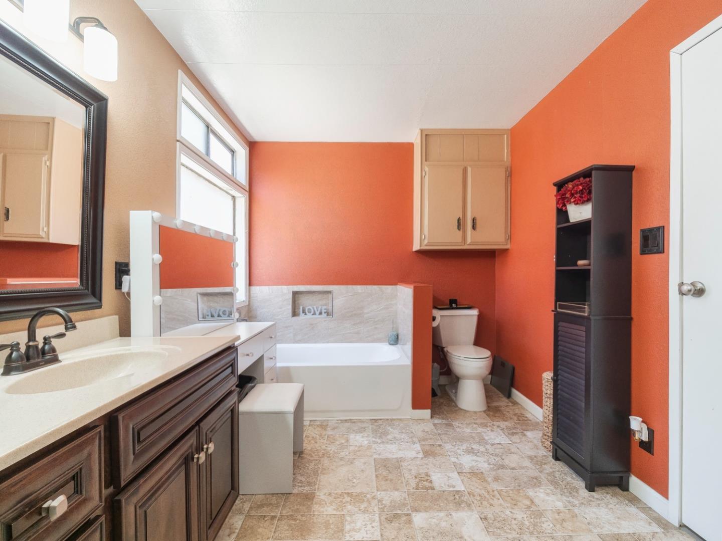 Detail Gallery Image 14 of 28 For 200 Ford Rd #7,  San Jose,  CA 95138 - 3 Beds | 2 Baths