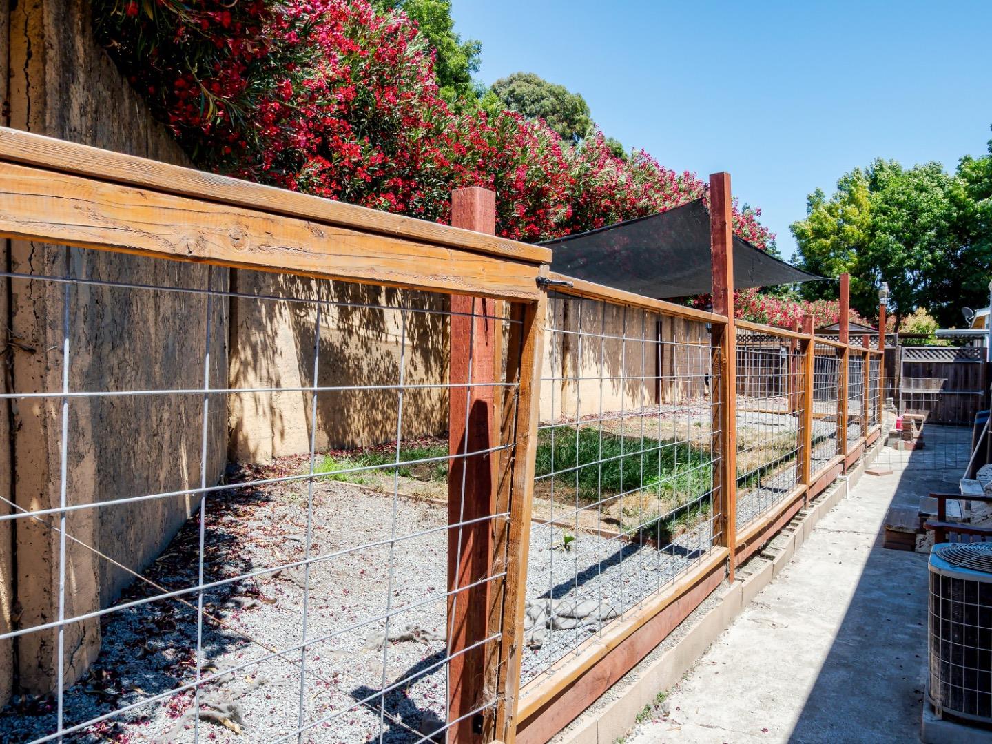 Detail Gallery Image 23 of 28 For 200 Ford Rd #7,  San Jose,  CA 95138 - 3 Beds | 2 Baths