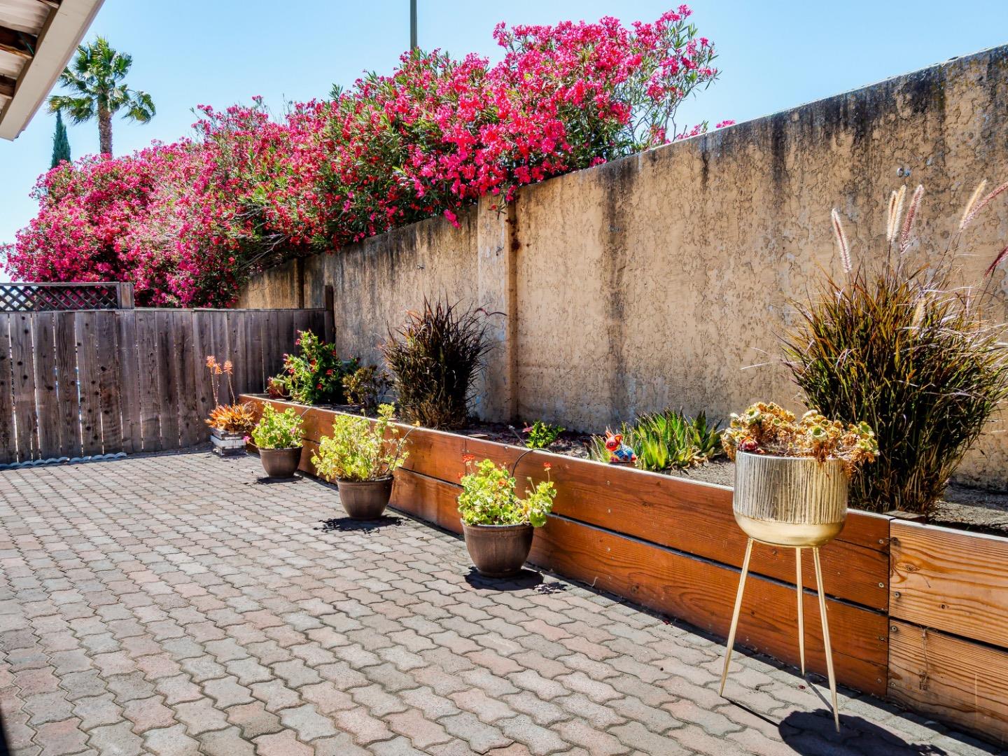 Detail Gallery Image 24 of 28 For 200 Ford Rd #7,  San Jose,  CA 95138 - 3 Beds | 2 Baths