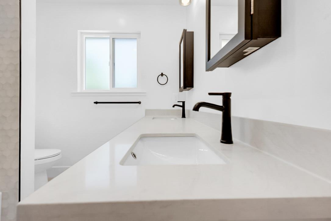 Detail Gallery Image 15 of 22 For 123 Surfside Ave, Santa Cruz,  CA 95060 - 2 Beds | 1 Baths