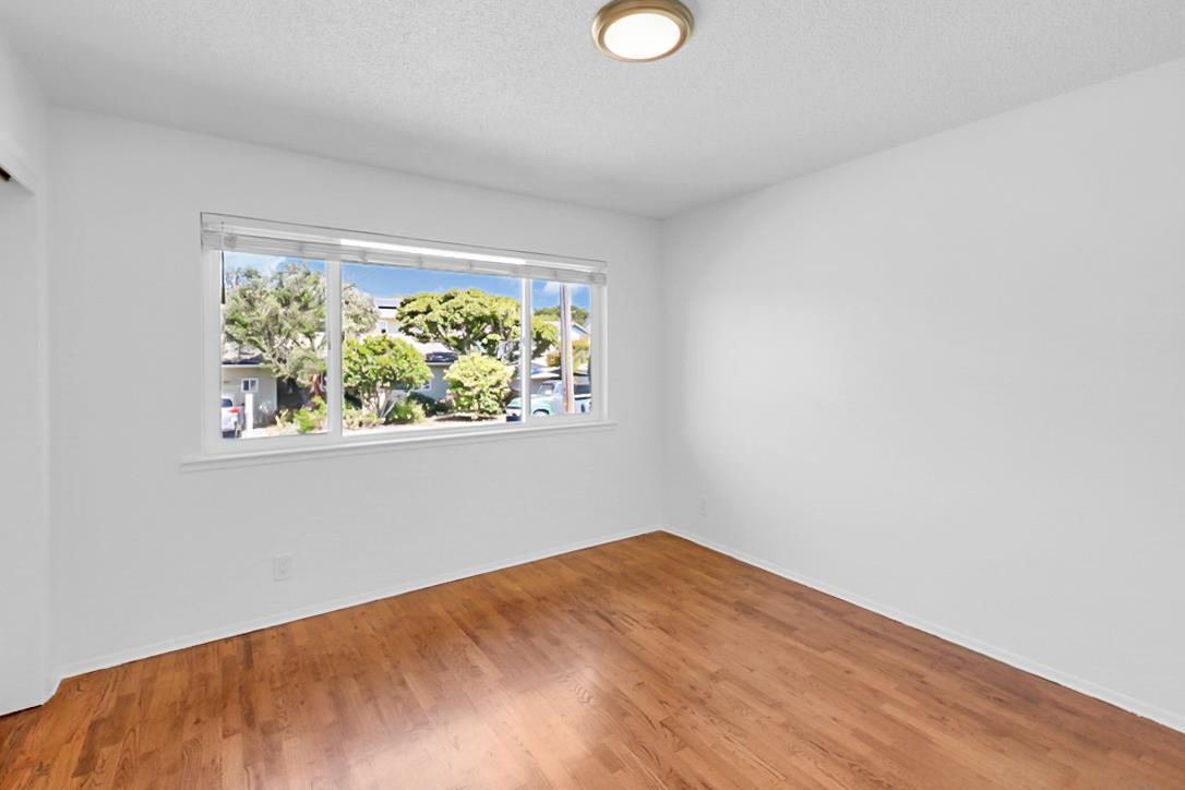 Detail Gallery Image 20 of 22 For 123 Surfside Ave, Santa Cruz,  CA 95060 - 2 Beds | 1 Baths