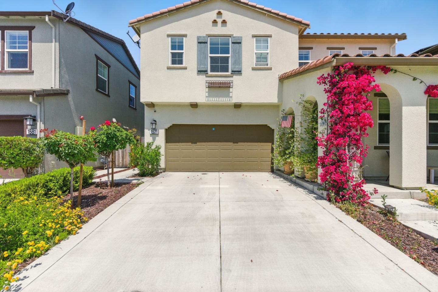 Thumbnail for 1571 Castlewood Pl, Gilroy, CA 95020