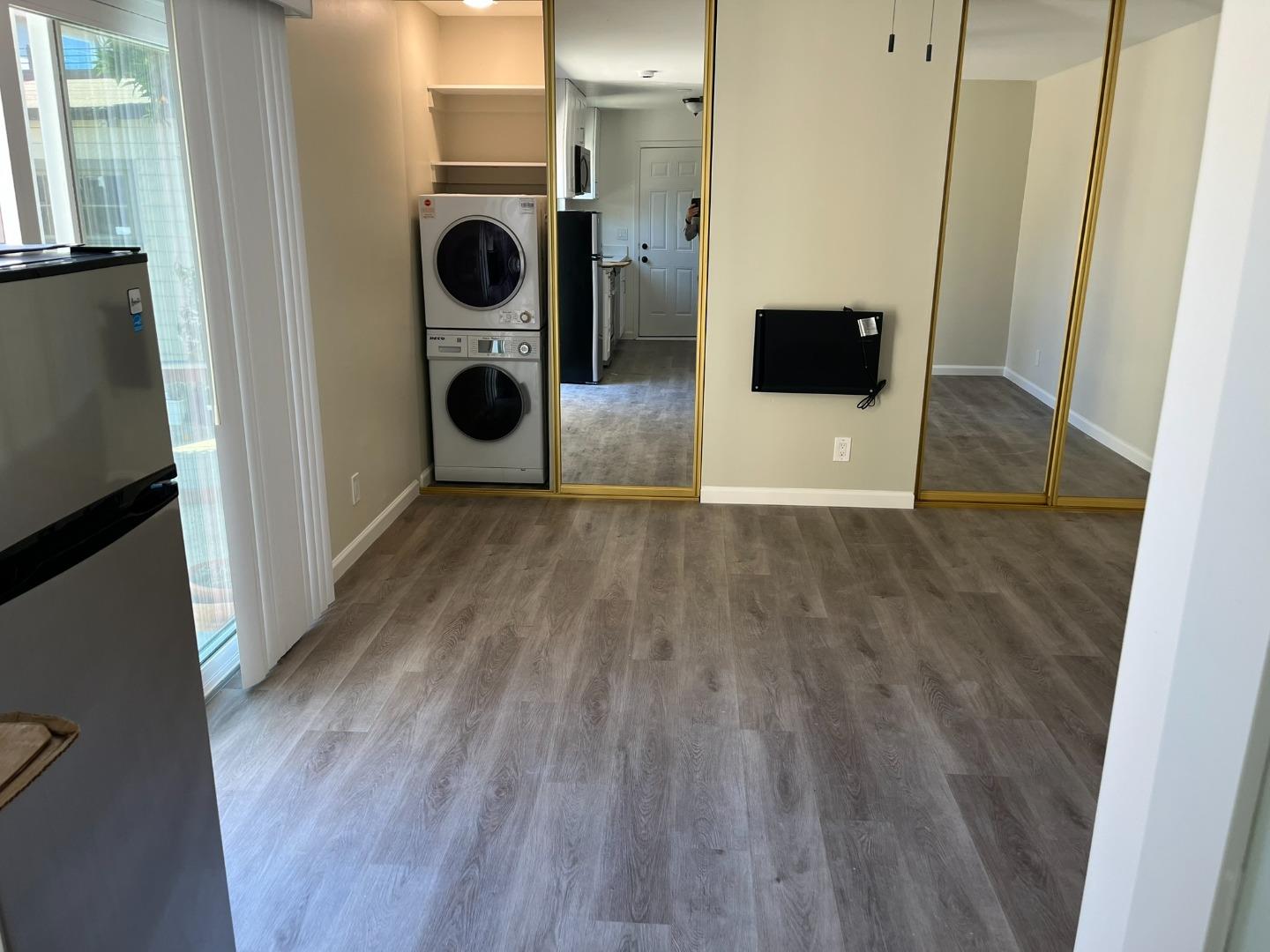 Detail Gallery Image 3 of 12 For 1906 Palm Ave #B,  San Mateo,  CA 94403 - 0 Beds | 1 Baths