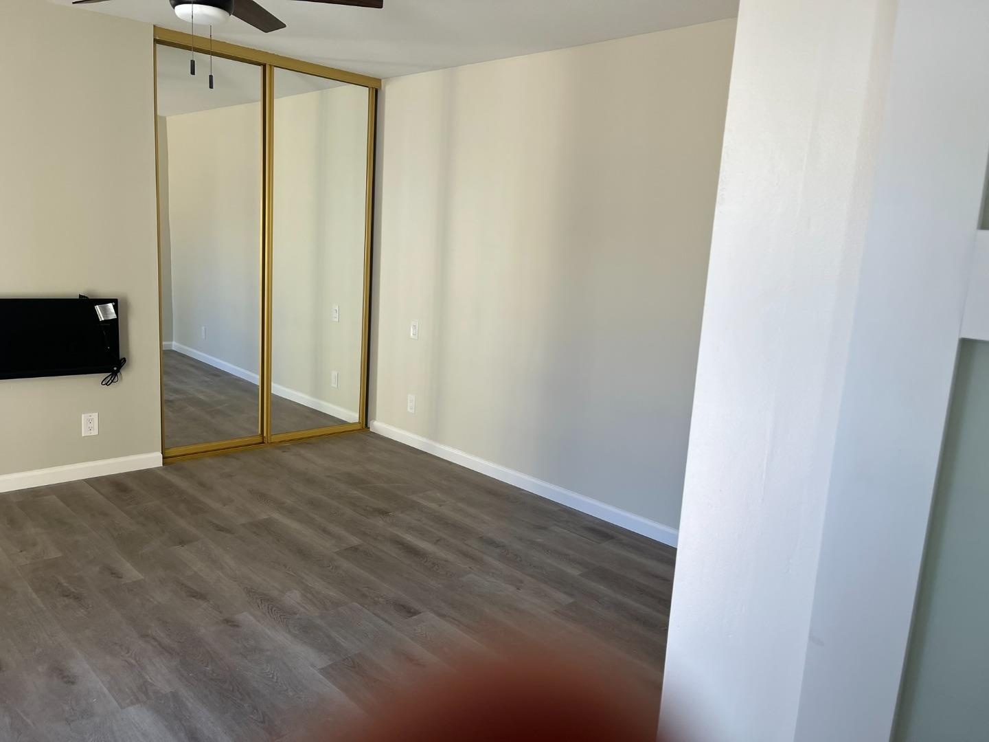 Detail Gallery Image 4 of 12 For 1906 Palm Ave #B,  San Mateo,  CA 94403 - 0 Beds | 1 Baths