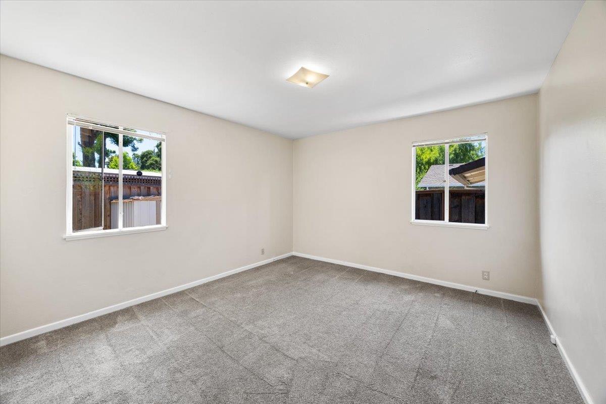 Detail Gallery Image 15 of 19 For 440 Rutherford Ave, Redwood City,  CA 94061 - 3 Beds | 1 Baths
