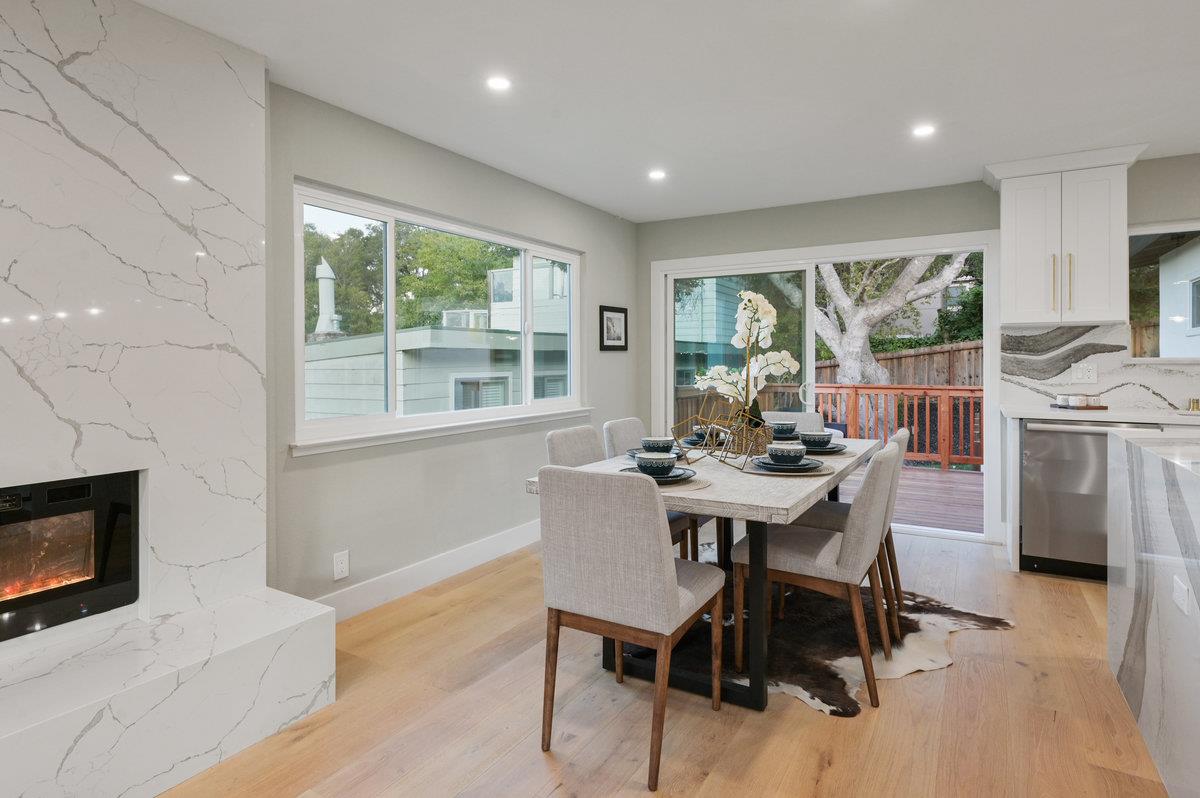 Detail Gallery Image 11 of 41 For 1560 Alturas Dr, Burlingame,  CA 94010 - 4 Beds | 3 Baths