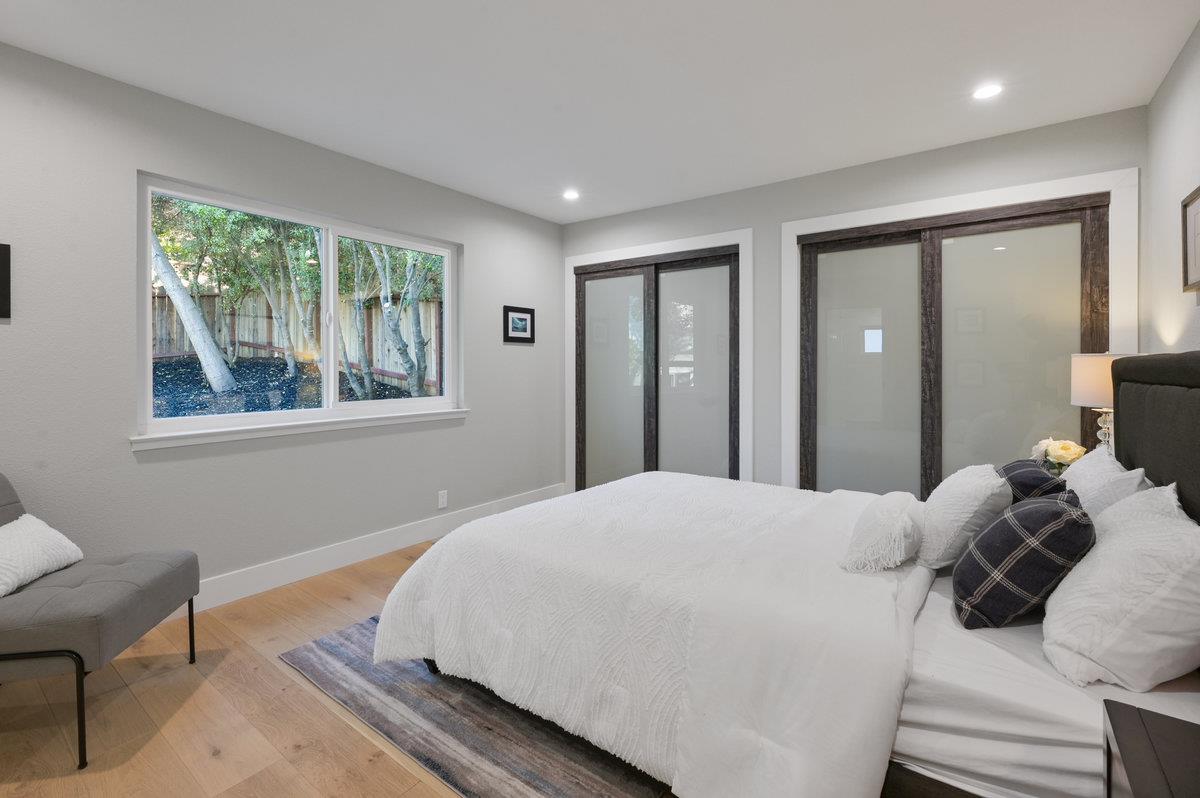 Detail Gallery Image 20 of 41 For 1560 Alturas Dr, Burlingame,  CA 94010 - 4 Beds | 3 Baths
