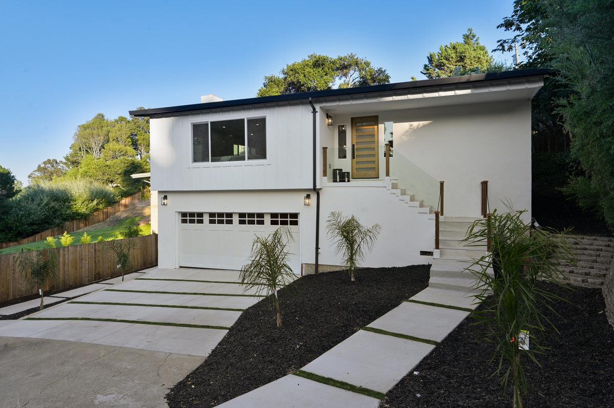 Detail Gallery Image 3 of 41 For 1560 Alturas Dr, Burlingame,  CA 94010 - 4 Beds | 3 Baths