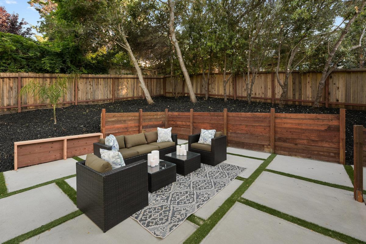 Detail Gallery Image 34 of 41 For 1560 Alturas Dr, Burlingame,  CA 94010 - 4 Beds | 3 Baths