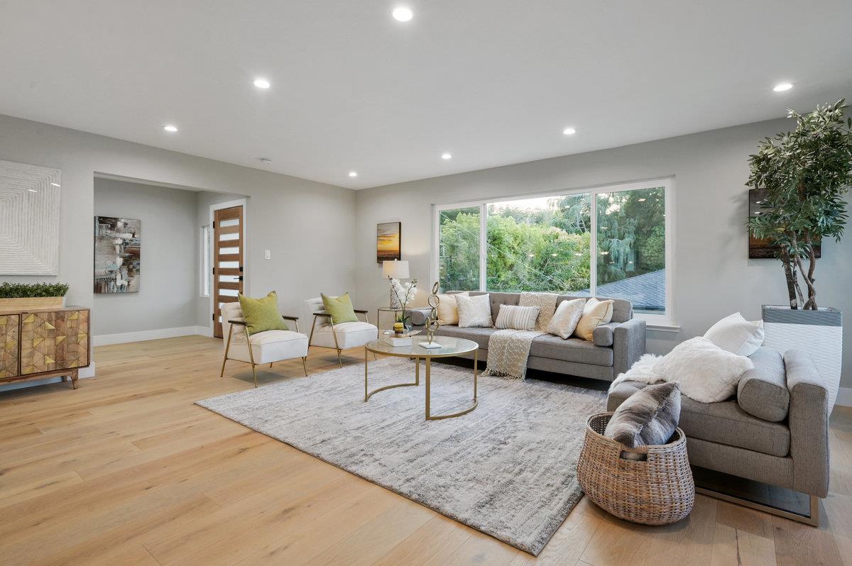 Detail Gallery Image 4 of 41 For 1560 Alturas Dr, Burlingame,  CA 94010 - 4 Beds | 3 Baths