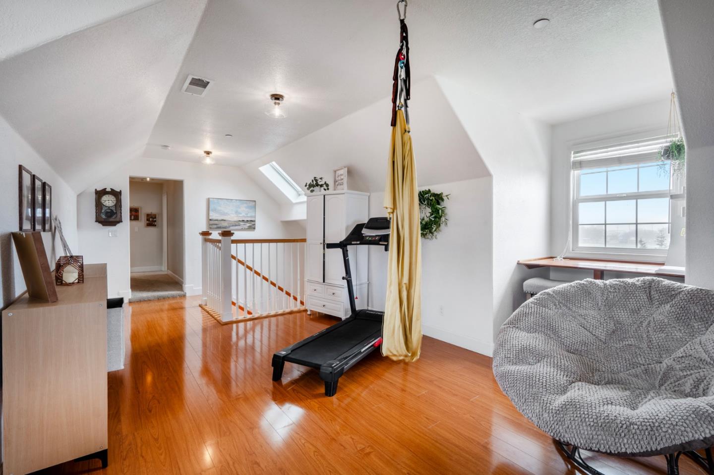 Detail Gallery Image 29 of 54 For 2760 Leavesley Rd, Gilroy,  CA 95020 - 5 Beds | 3/1 Baths
