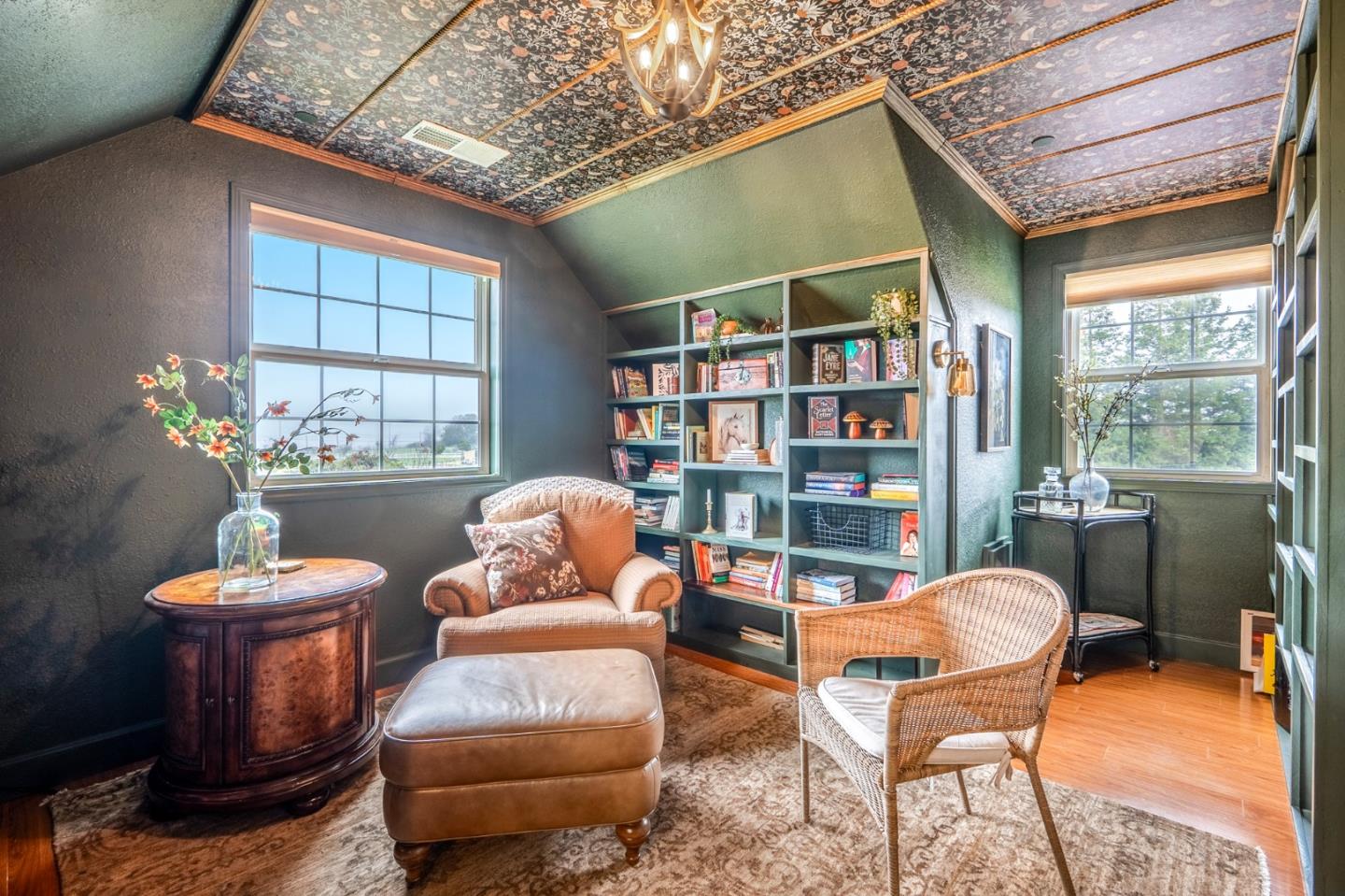 Detail Gallery Image 33 of 54 For 2760 Leavesley Rd, Gilroy,  CA 95020 - 5 Beds | 3/1 Baths