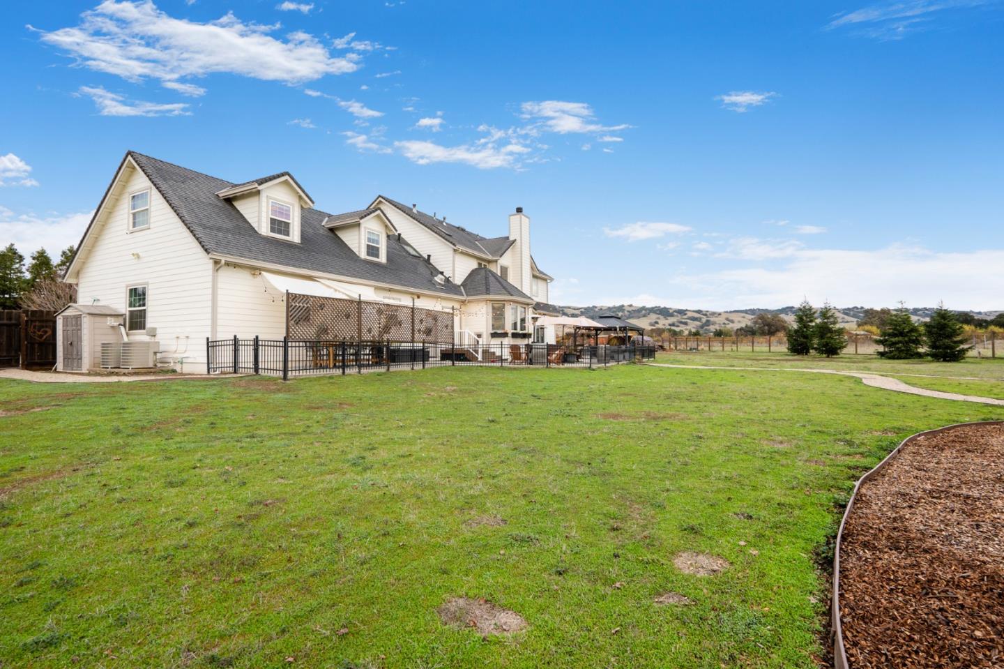 Detail Gallery Image 51 of 54 For 2760 Leavesley Rd, Gilroy,  CA 95020 - 5 Beds | 3/1 Baths