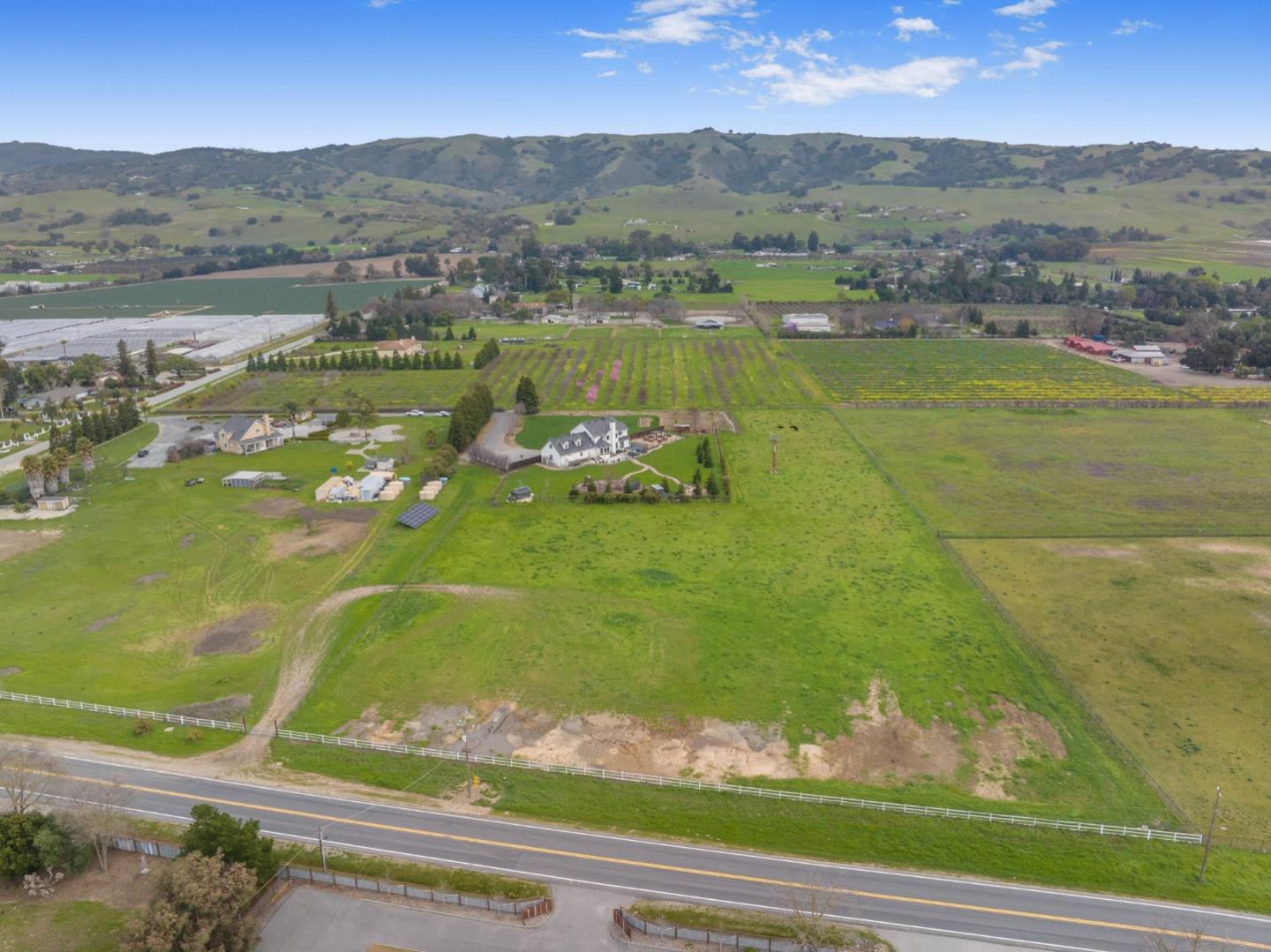 Detail Gallery Image 77 of 82 For 2760 Leavesley Rd, Gilroy,  CA 95020 - 5 Beds | 3/1 Baths