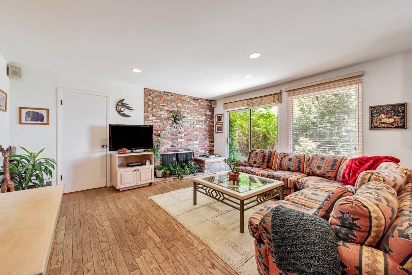 Detail Gallery Image 14 of 33 For 495 Summit Springs Rd, Woodside,  CA 94062 - 6 Beds | 3/1 Baths