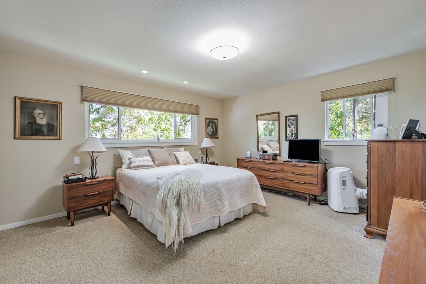 Detail Gallery Image 17 of 33 For 495 Summit Springs Rd, Woodside,  CA 94062 - 6 Beds | 3/1 Baths